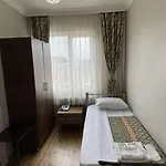 Hostel Ferah *